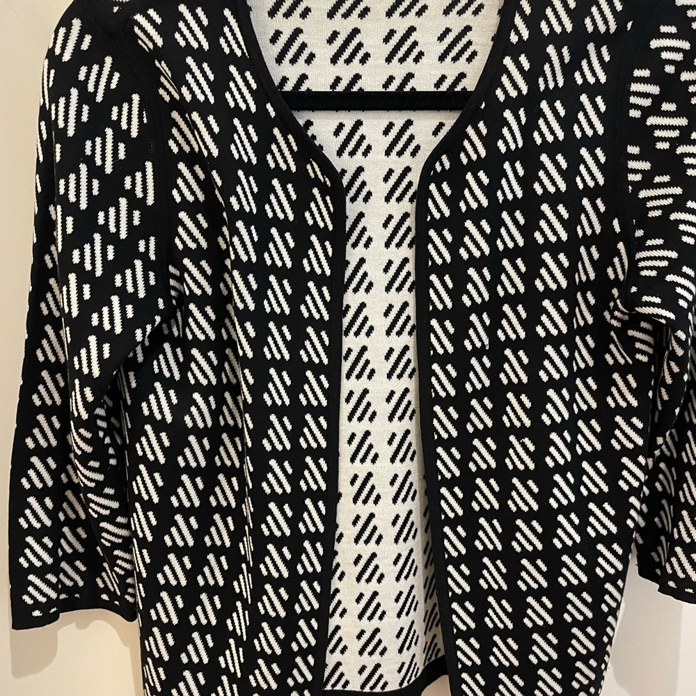 EUC Juliana Collezione Geo Knit Silk Blend 3/4 Sleeve Cardigan Size Small